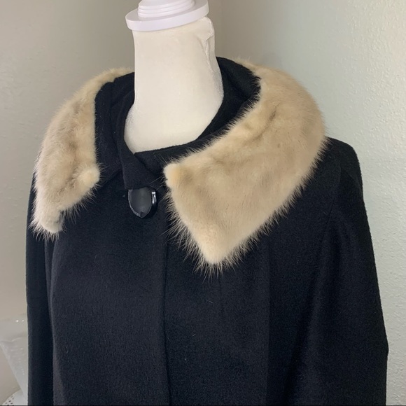 Vintage 60’s Long Coat, Real Fur Collar, Sz M - Picture 6 of 16
